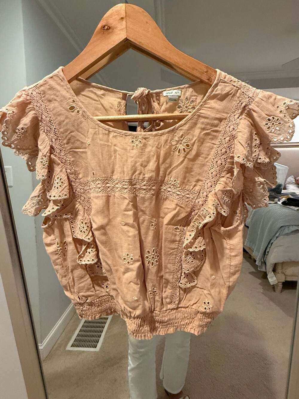 Aerie Peach Eyelet Ruffle Cap Sleeve Cropped Top
